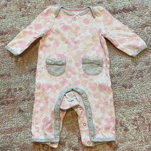 Cloud island baby girl sleeper NB